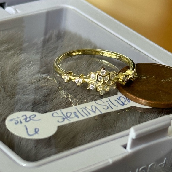 Sterling silver with CZ size 6 ring new no tags - Picture 4 of 10